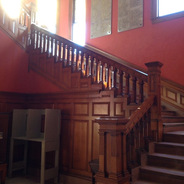 Pollard Memorial Library - Library in The Acre