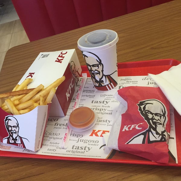 Photo taken at KFC by Gabriel M. on 2/15/2015