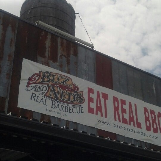 Photo taken at Buz and Ned&#39;s Real Barbecue by Darren P. on 7/28/2013