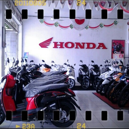 Photos At Honda Taman Agung Motor Automotive Shop