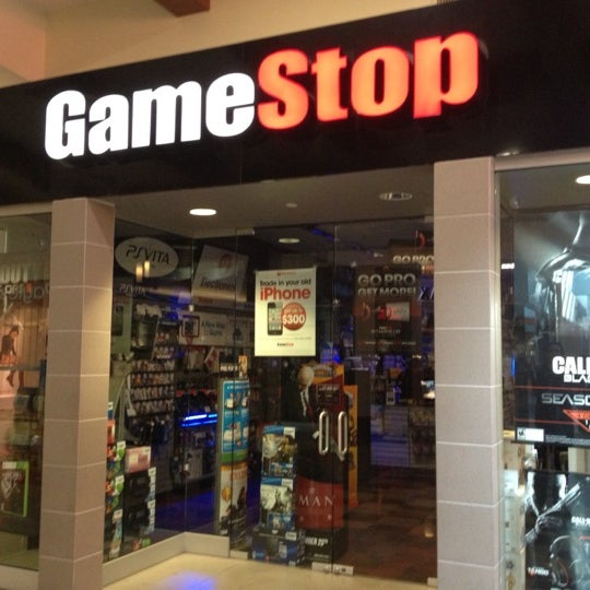 GameStop Video Games Store in Blossom Valley