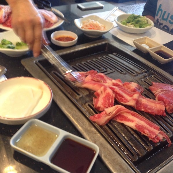 Foto tirada no(a) O Dae San Korean BBQ por Zethus S. em 7/6/2014