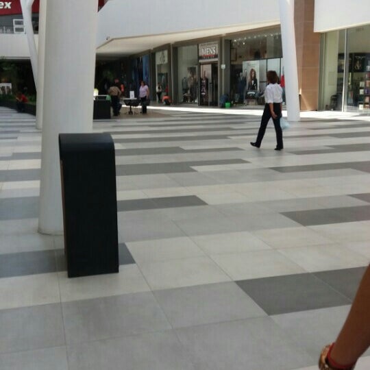 Photo taken at Centro Comercial Via Alta by Joce M. on 5/2/2016