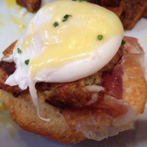 This crab-prosciutto Benedict is heaven sent from above!