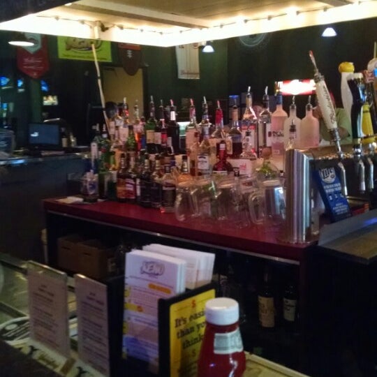 Greenies Sports Bar in Milford