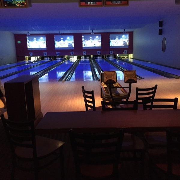 Photo taken at Pin-Up Bowl by Devin S. on 10/10/2015