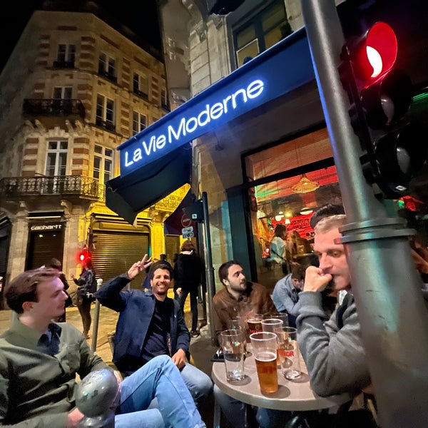 La Vie Moderne 12 tips from 234 visitors