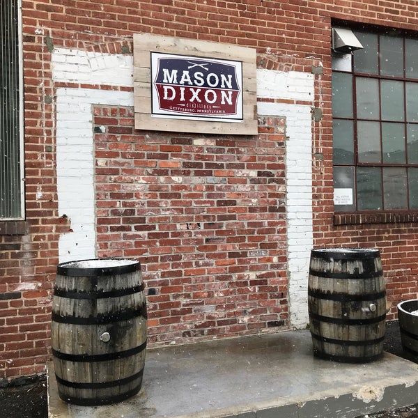 Photo taken at Mason Dixon Distillery by Fadra N. on 12/9/2017