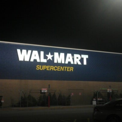 Is walmart on lafayette road open on thanksgiving
