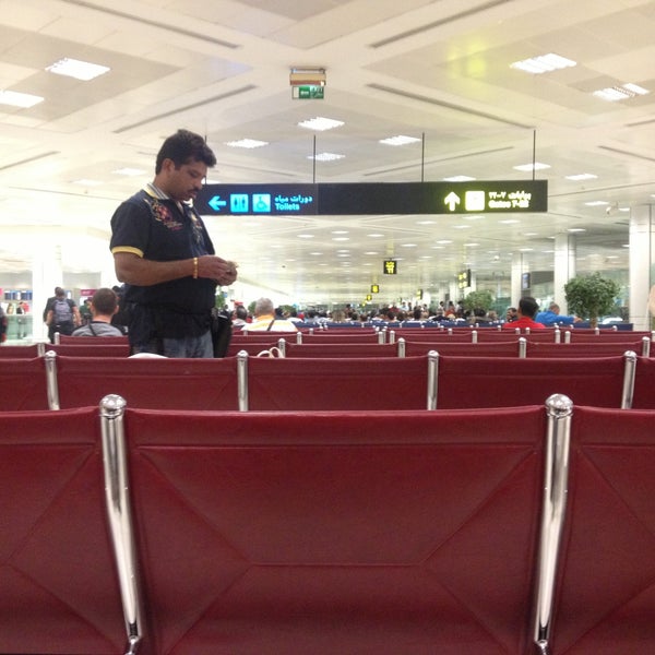 Foto tomada en Doha International Airport (DOH) مطار الدوحة الدولي  por Andrew Y. el 4/14/2013