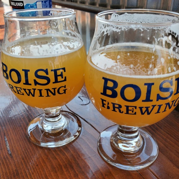 Foto scattata a Boise Brewing da Vince O. il 7/17/2021