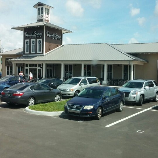 Photos at Russell Stover Candies Outlet Store 950 Industrial Dr