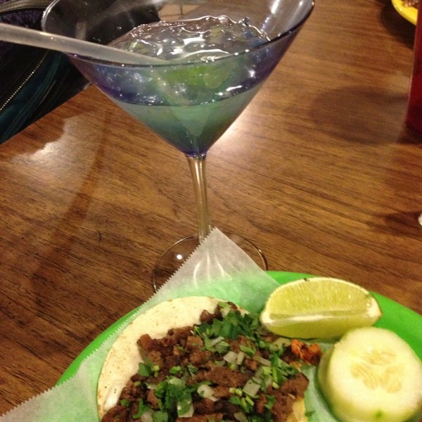 Great margs and fresh tacos at a reasoble price - these are the real deal!