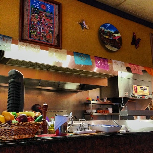 11/16/2013 tarihinde Brian B.ziyaretçi tarafından Casa Frida Mexican Grill'de çekilen fotoğraf