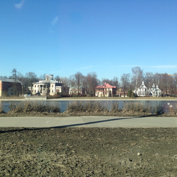 Мало крестовский мост спб. Мало крестовский. Река крестовка в спб. Большой крестовский мост спб. Мало крестовский.