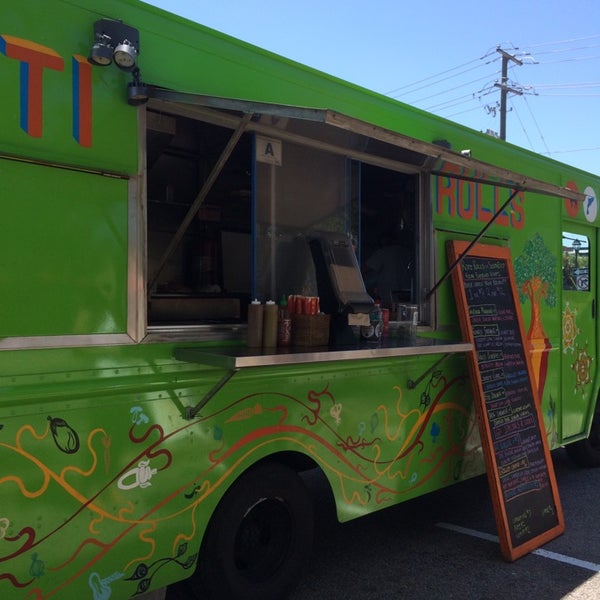 Roti Rolls Food Truck Food Truck in Charleston