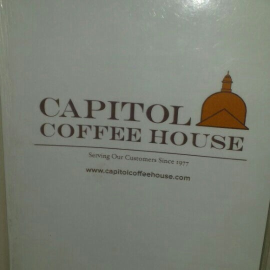 Foto tirada no(a) Capitol Coffee House por Paul F. em 6/15/2016