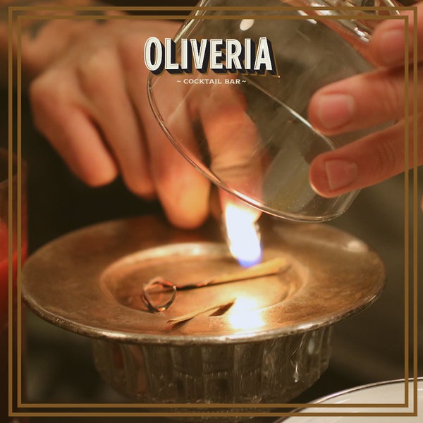 รูปภาพถ่ายที่ Oliveria Cocktail Bar โดย Oliveria Cocktail Bar เมื่อ 2/3/2016
