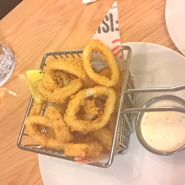 Calamari appetizer basket is full of potato chips at the bottom! We canceled our order after the appetizer