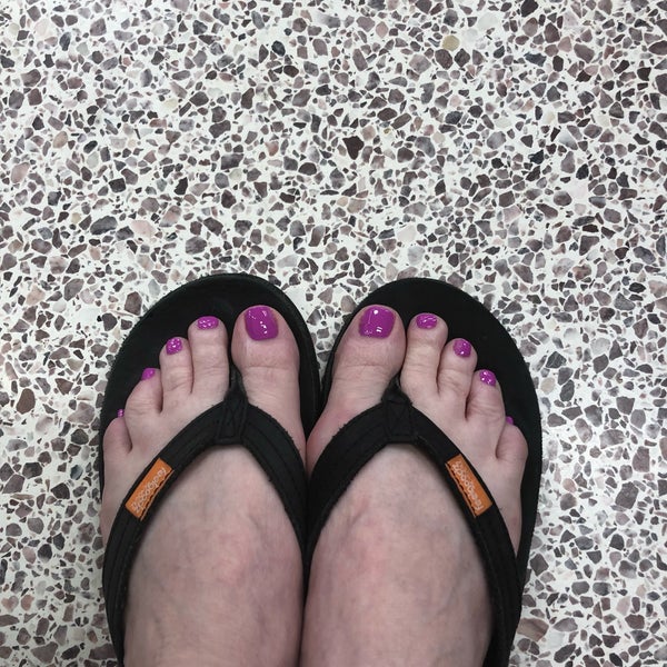 Lush Nail Bar Moores Mill Nail Salon in Northwest Atlanta