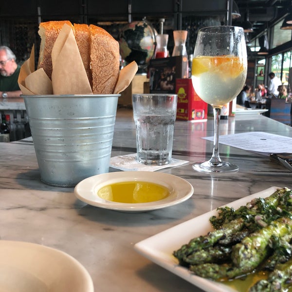 8/4/2019 tarihinde Laureen H.ziyaretçi tarafından Barcelona Wine Bar'de çekilen fotoğraf