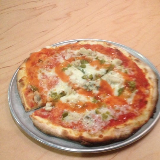 Foto scattata a MOD Pizza da Henrik B. il 11/8/2012