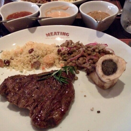 Photo taken at Meating - Bistrot à Viandes by Mark S. on 11/24/2015