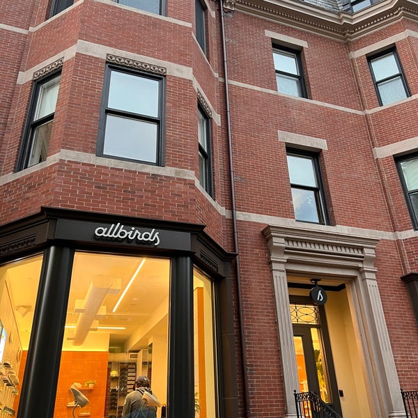 All birds store newbury st