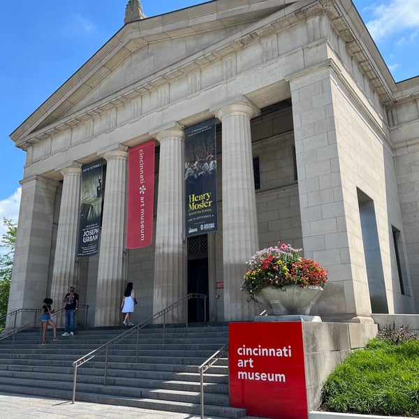 Photo taken at Cincinnati Art Museum by Erik G. on 7/2/2022
