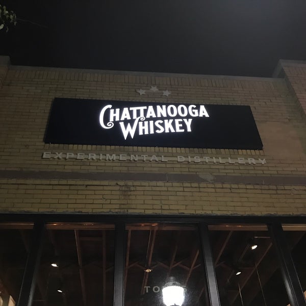 Снимок сделан в Chattanooga Whiskey Experimental Distillery пользователем Erik G. 3/25/2017