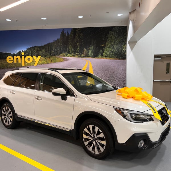 CarMax Hickory Valley Hamilton Place 6 tips from 221 visitors