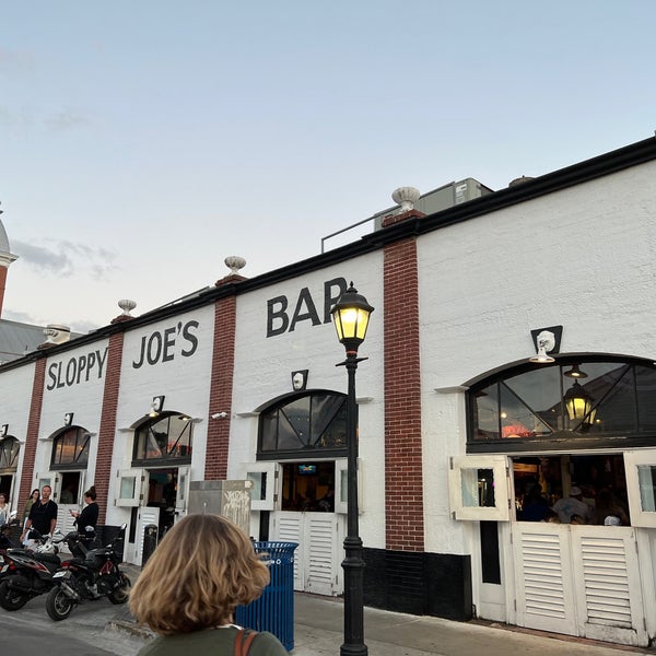 Foto tirada no(a) Sloppy Joe&#39;s Bar por Char em 4/10/2022