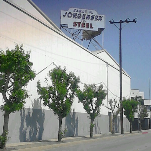 Earl M. Co. Steel 10650 Alameda St