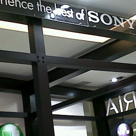 Photo taken at Sony Mobile Retail &amp; Service by Yafiw T. on 5/6/2013