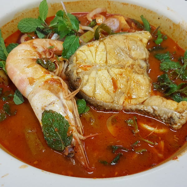 Perak Lane Curry Fish Head 4 Tips From 170 Visitors