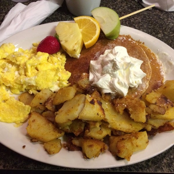 Photos at Norval Pancake Factory 11 tips from 132 visitors