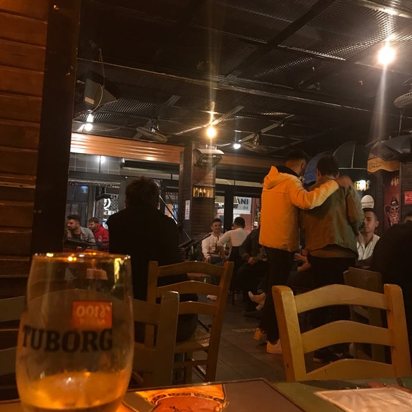 Photo taken at Huni Cafe &amp; Bar by Berat Ç. on 9/16/2021