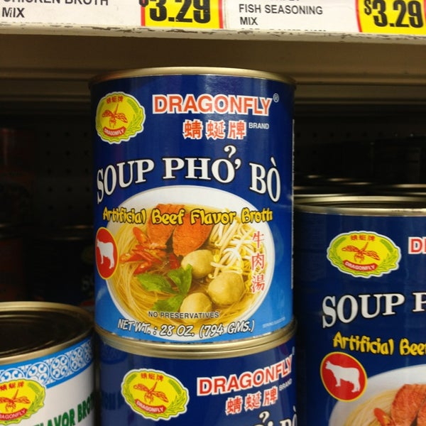 Red Apple Market Grocery Store in Mountain View