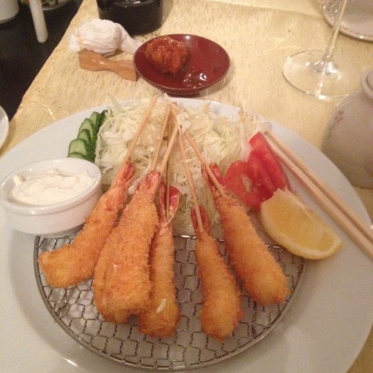 Foto scattata a Tokyo Japanese Restaurant da Mihaela Bordean il 10/7/2012