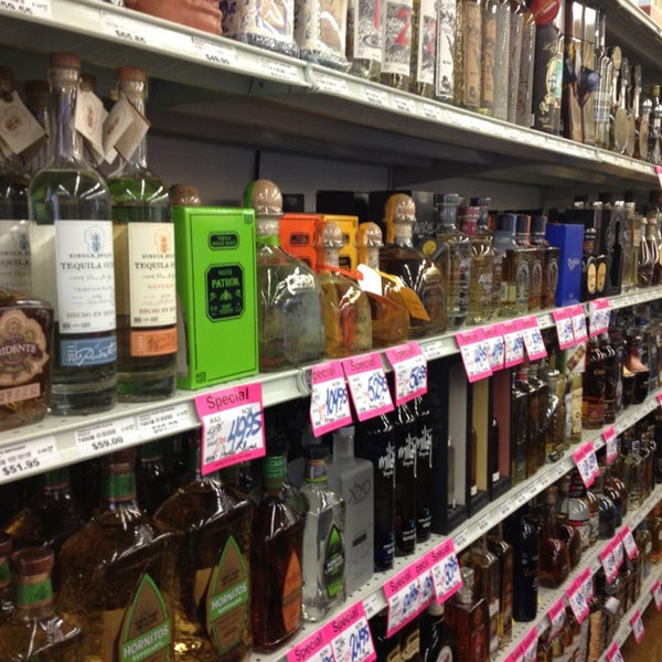 Photo taken at Rose City Liquor Store by Peter L. on 5/26/2013