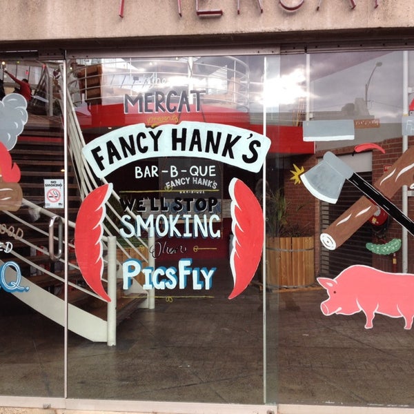 รูปภาพถ่ายที่ Fancy Hank&#39;s Barbecue Restaurant โดย Peter L. เมื่อ 10/27/2013