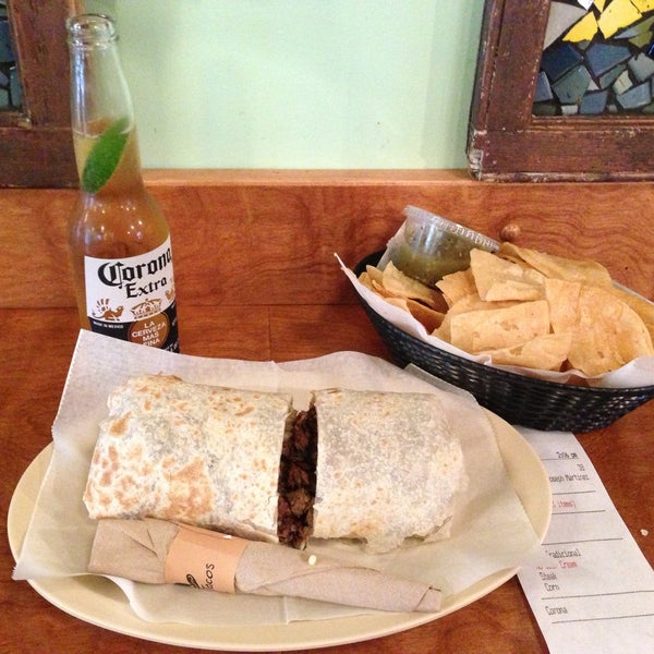 4/19/2013 tarihinde Matthew S.ziyaretçi tarafından Flaco&#39;s Tacos'de çekilen fotoğraf