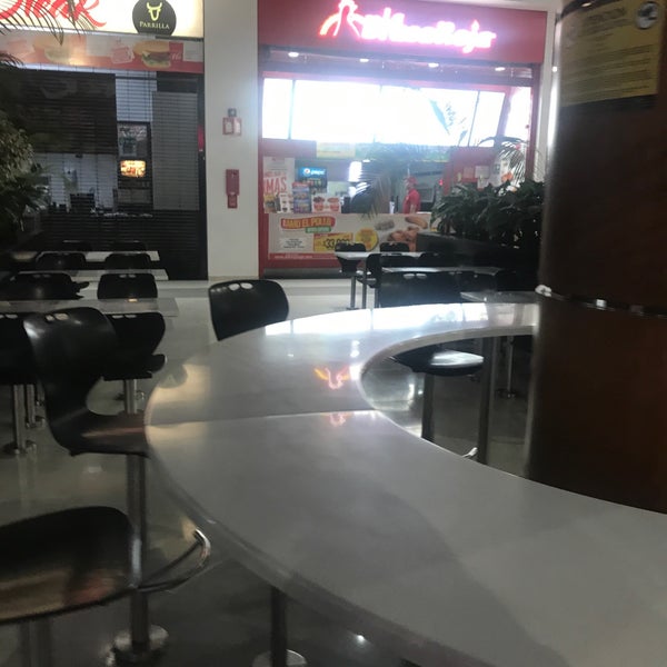 Foto scattata a Centro Comercial Gran Estación da Guillermo Andrés R. il 7/24/2018