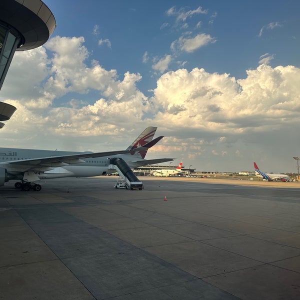 2/17/2024 tarihinde Artem G.ziyaretçi tarafından O. R. Tambo International Airport (JNB)'de çekilen fotoğraf