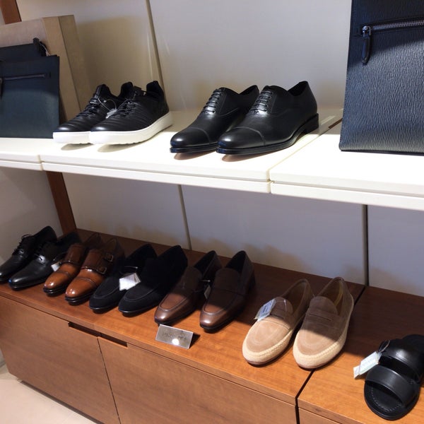 Fotos En サルヴァトーレ フェラガモ カンパニーストア 佐野プレミアムアウトレット店 Zapateria En 佐野市