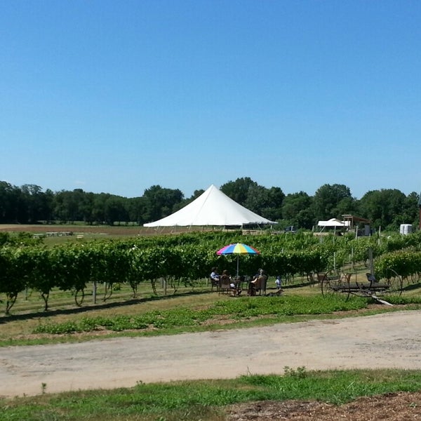 Foto tomada en Rosedale Farms &amp; Vineyards  por Diana S. el 7/6/2014