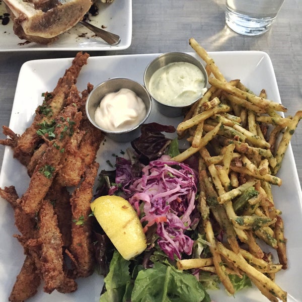 Salt and Iron Oysters and Steak Steakhouse in Downtown Edmonds