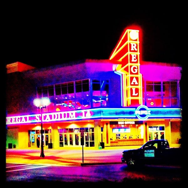 Collection 92+ Background Images Regal Colonie Center & Rpx Photos Sharp