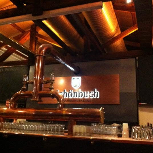 รูปภาพถ่ายที่ Brauhaus Schönbuch โดย Medien-Buero เมื่อ 10/21/2012