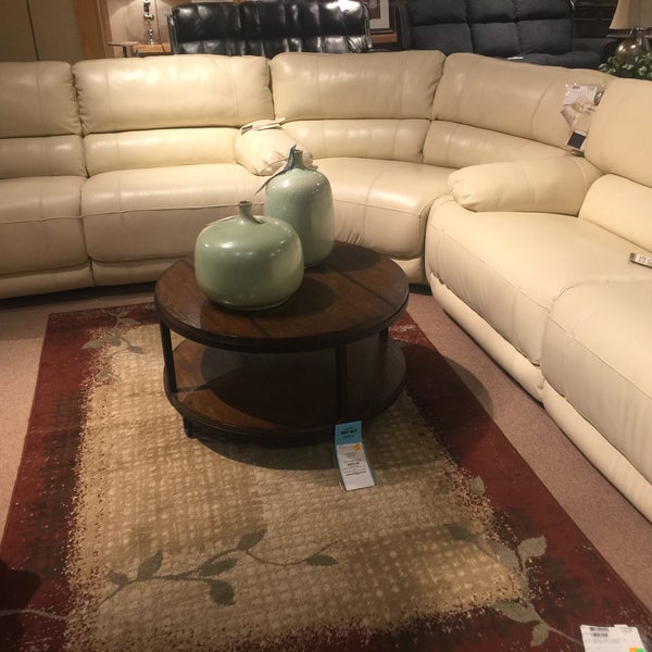 Gustafson's Furniture & Mattress Northwest Rockford, IL